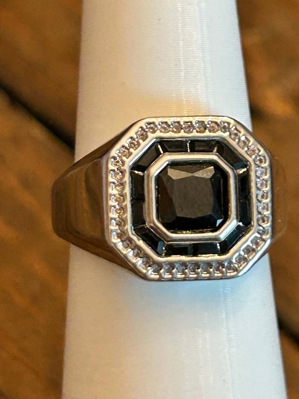 Bomb Party RG65359 A Native Light Ring. SZ 8